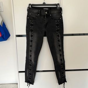 Express Size 00S black jeans with lace-up pattern